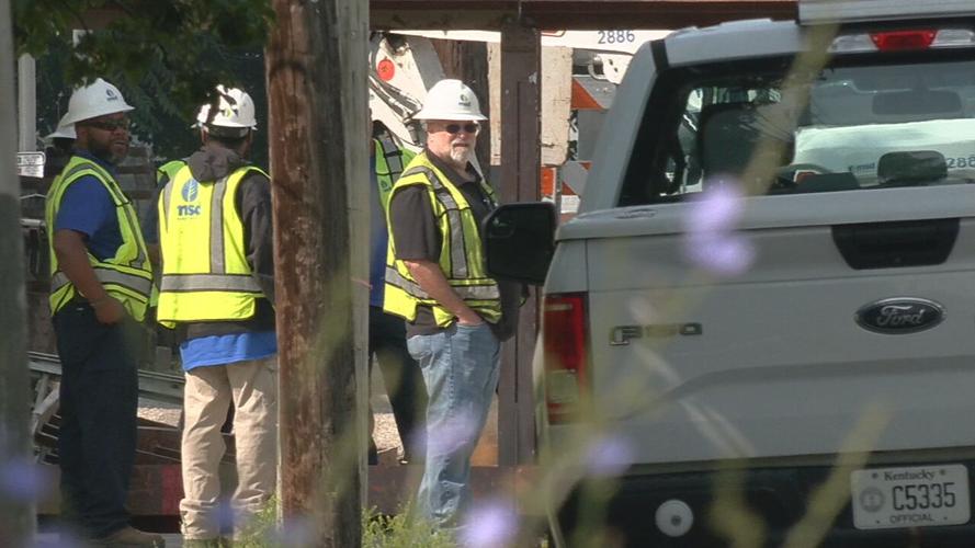 MELLWOOD AVE FLOODWALL PRACTICE