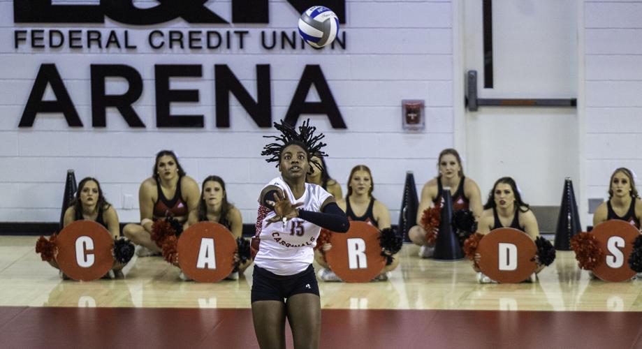 Louisville_Volleyball_0516.jpg
