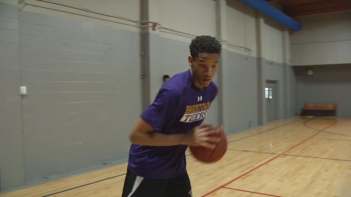 Lane U Of L Basketball Signee Jj Traynor Moves Training To