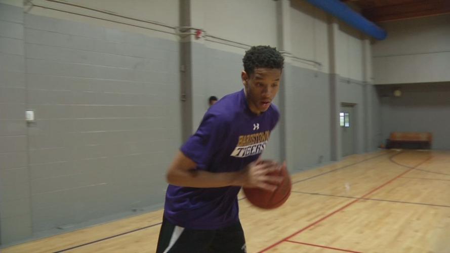 Louisville men's basketball signee JJ Traynor