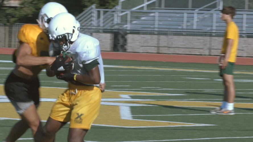 St. Xavier football 2022 (6).jpeg