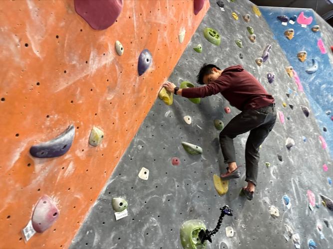 Cat Runner climbing at Club NuLu
