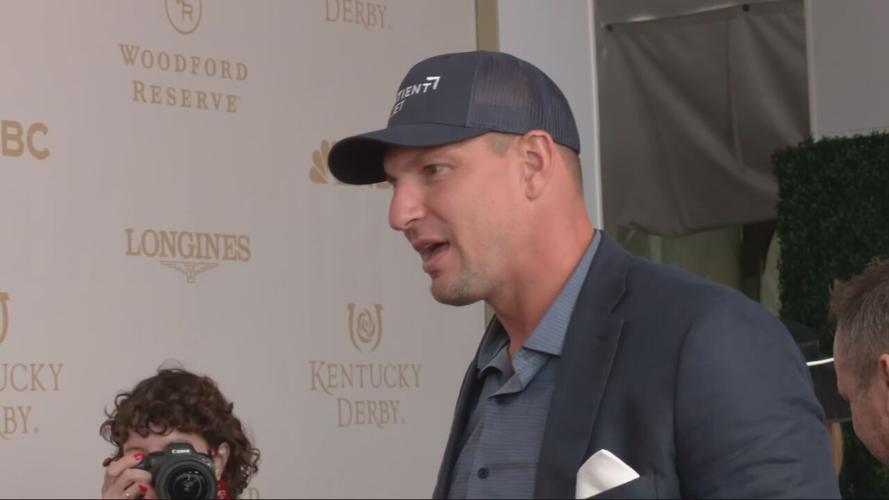 Derby 152 red carpet
