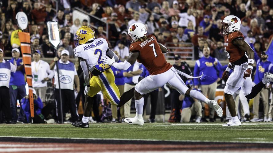 Louisville Pitt FB0044.jpg
