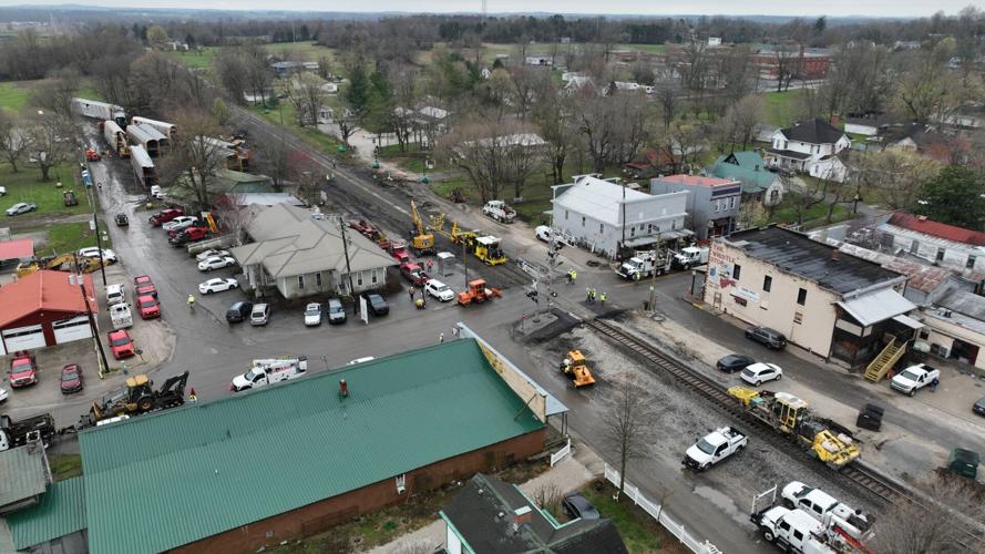 Glendale aerial train derailment cleanup- 3-17-2023 (7).jpg