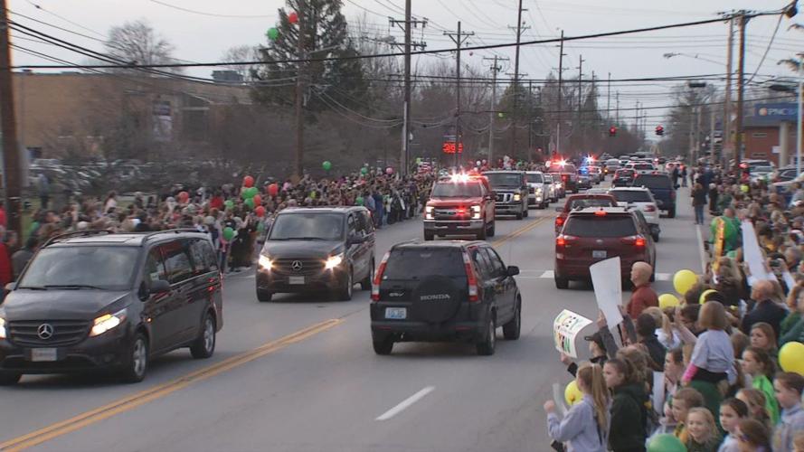 Crash victims procession 8.jpg