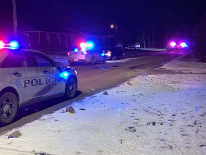 LMPD is investigating after shooting on Valla Road.jpg