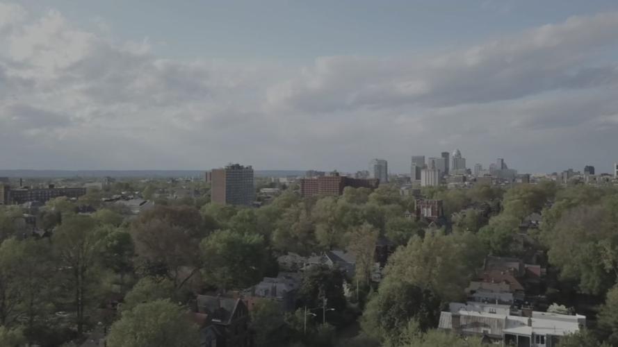 Louisville skyline (flyover NATPKG)