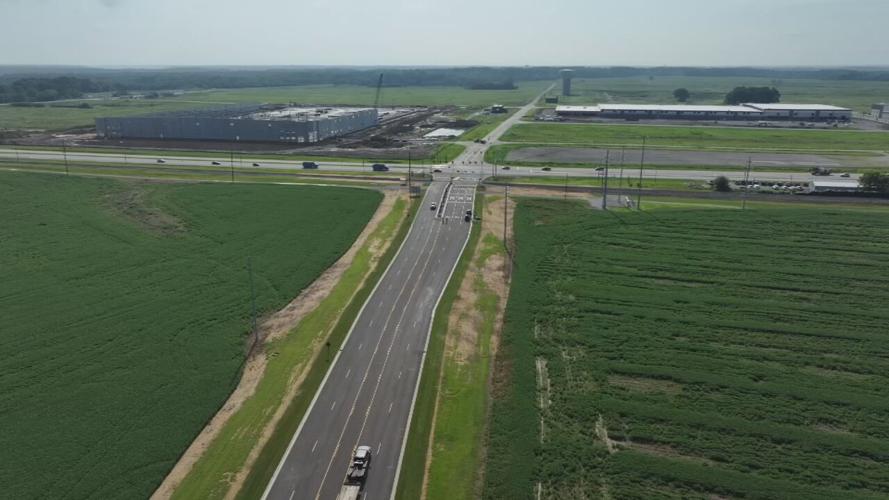 Cristiani Parkway opens in Charlestown, Indiana 7-29-25