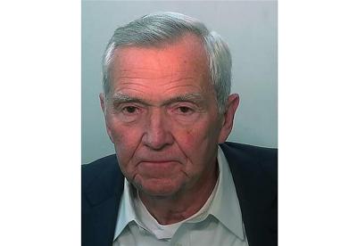 Fort Wayne mayor Tom Henry - AP FILE.jpeg