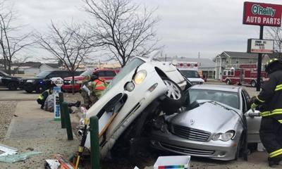 Test drive ends in car crash in Lebanon, Ind.