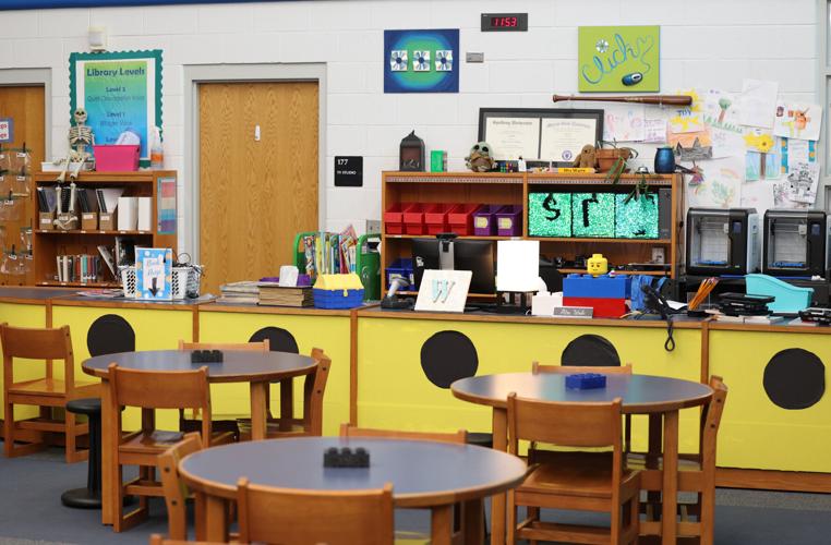 Library inside of Shepherdsville Elementary