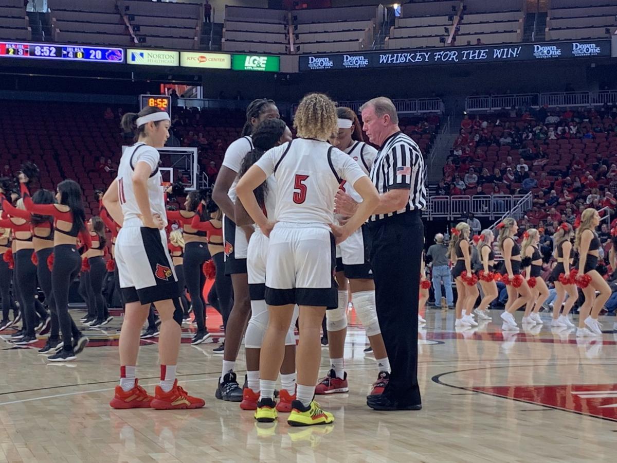 Video Louisville S Jeff Walz Jazmine Jones And Kylee Shook