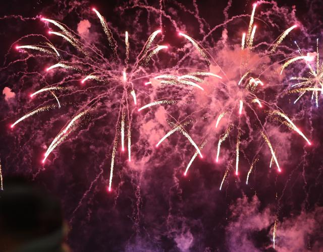 Light up fireworks at Thunder.JPG