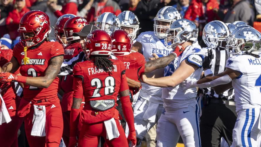 Kentucky Louisville football scuffle