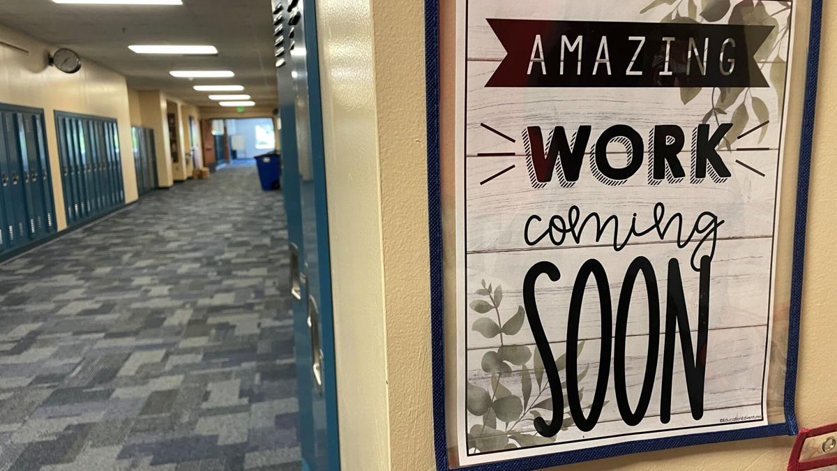 New Albany-Floyd County staff ready for students to return to class Tuesday  | Education | wdrb.com
