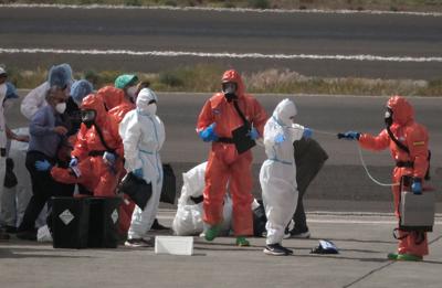 APTOPIX Spain Hantavirus Ship