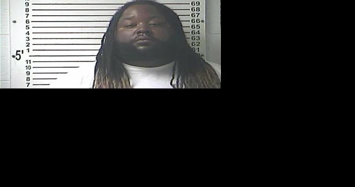 Elizabethtown man charged with murder after 2 men killed outside Radcliff Waffle House early Saturday - Vimarsana News