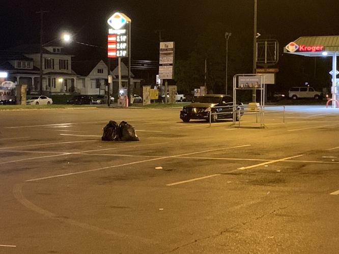 LOOTING - KROGER ON WEST BROADWAY - 6-2-2020 7..jpg
