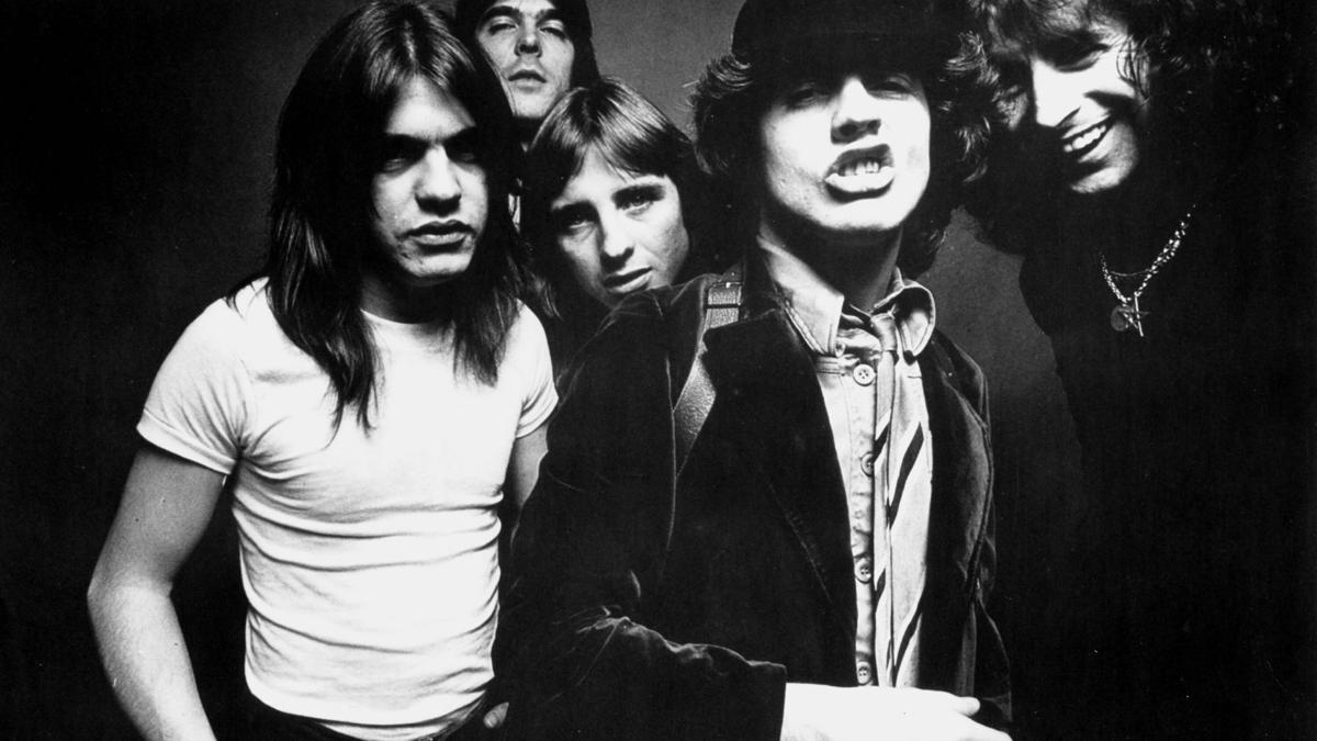 AC/DC reuniting with original band for | National | wdrb.com