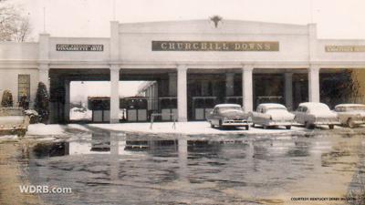 Churchill Downs 1937 Flood.jpg