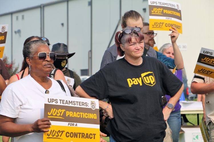 UPS Teamsters Practice Picket