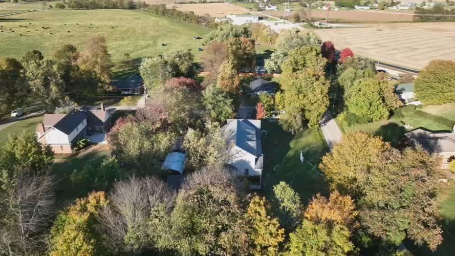 The Pink House in Glendale Kentucky from the WDRB drone (3).jpeg