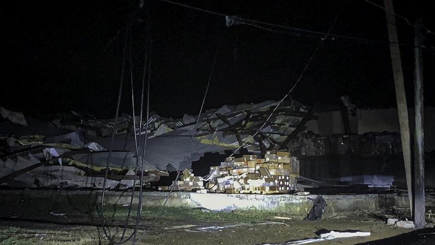 Tornado damage in western Kentucky