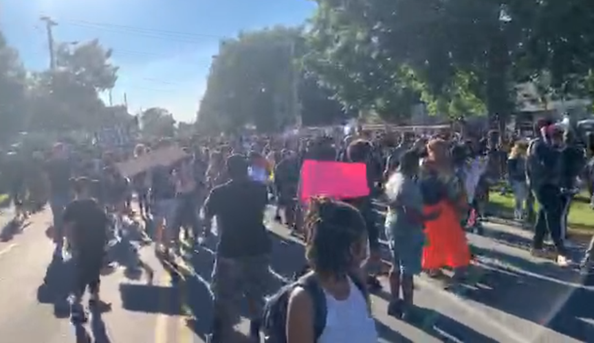 Louisville protesters outside Churchill Downs on Derby day