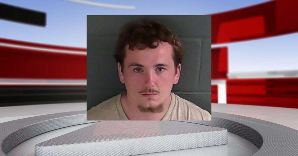 19-year-old southern Indiana man arrested on child molestation charges
