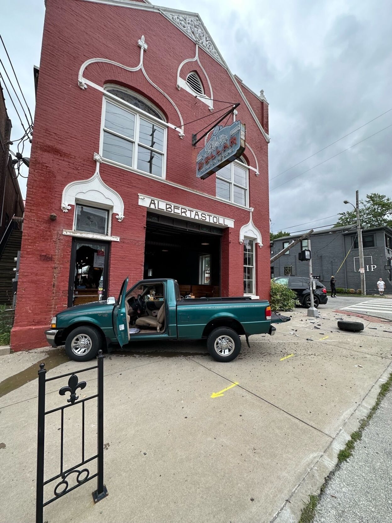 Cars crash into The Silver Dollar 4.jpg