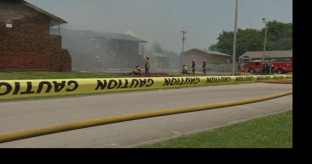 Roof collapses after abandoned building catches fire in southwest