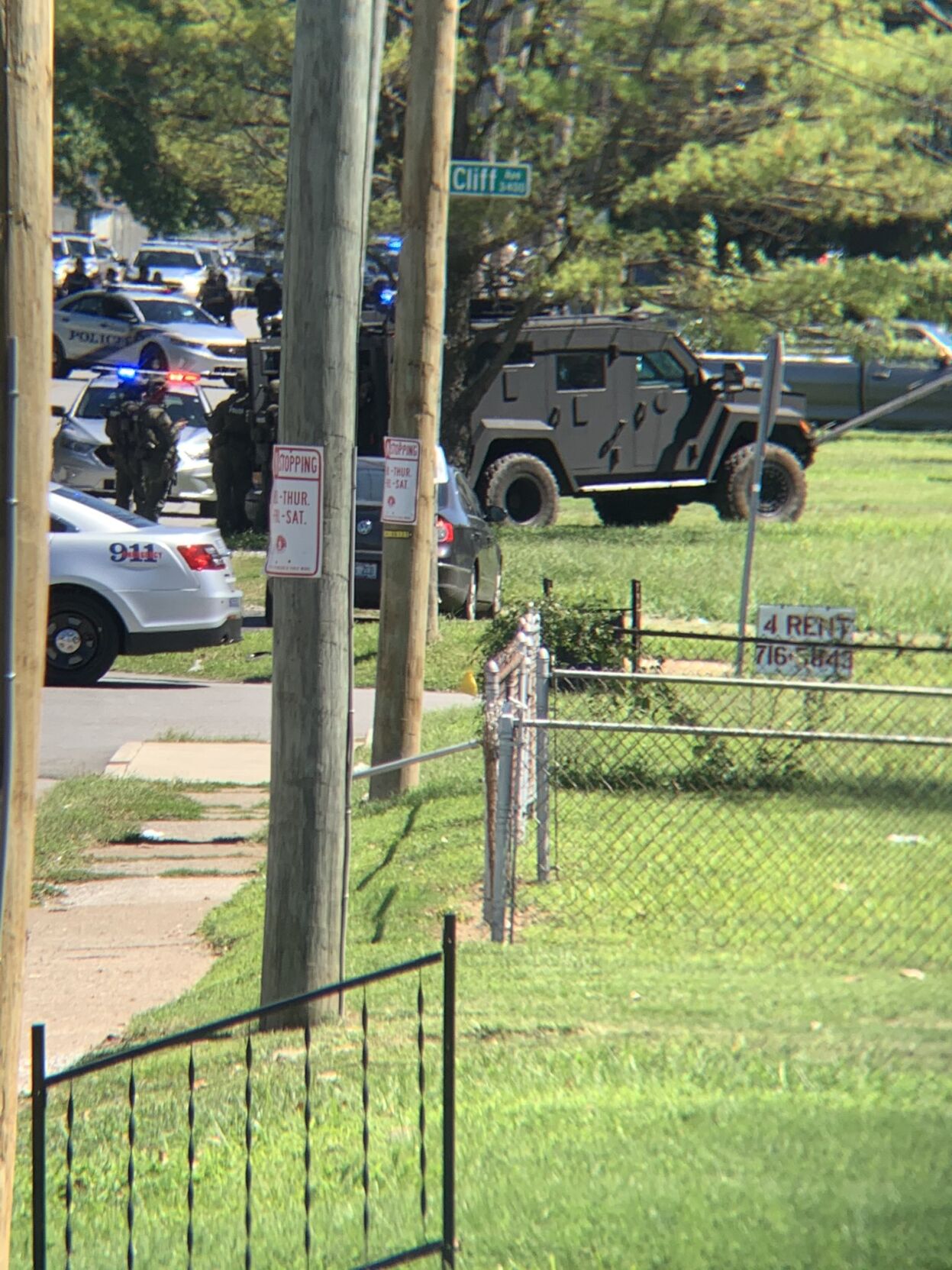 DERBY DAY - POLICE SITUATION NEAR CHURCHILL DOWNS - 9-5-2020 3.jpg