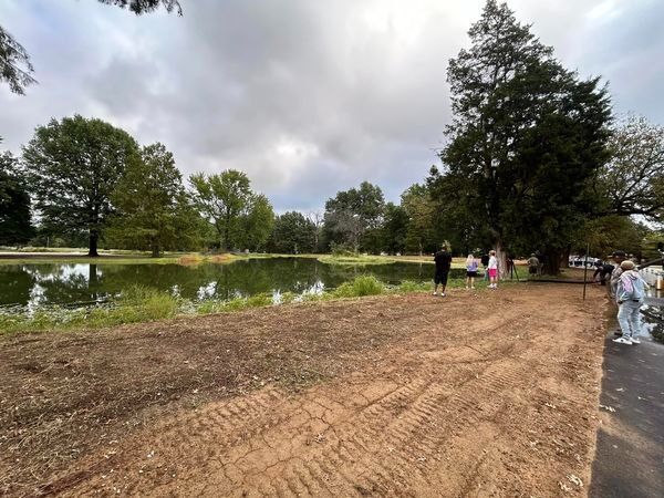 New Chickasaw Park Pond