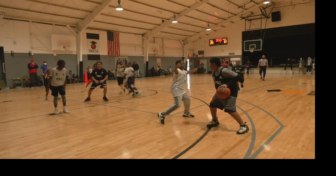 LMPD officers use local basketball league to connect with inner city Louisville youth News