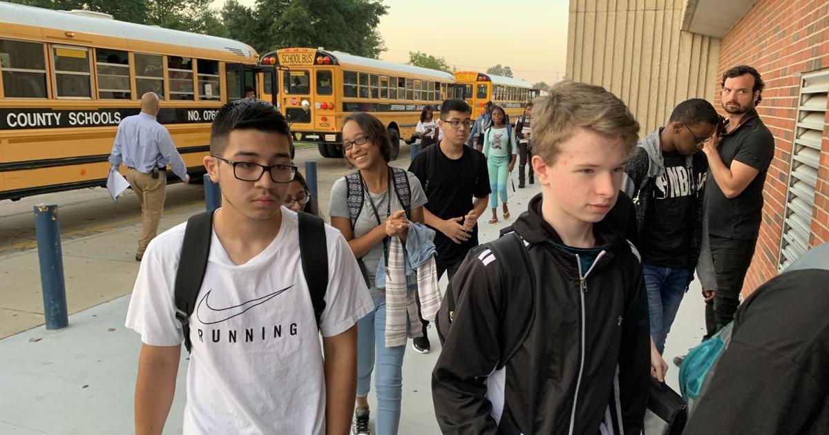 Jcps Opens 2019 20 School Year Hoping To Show Impact Of Programs News Wdrb Com Jcps Opens 2019 20 School Year Hoping To Show Impact Of Programs News Wdrb Com