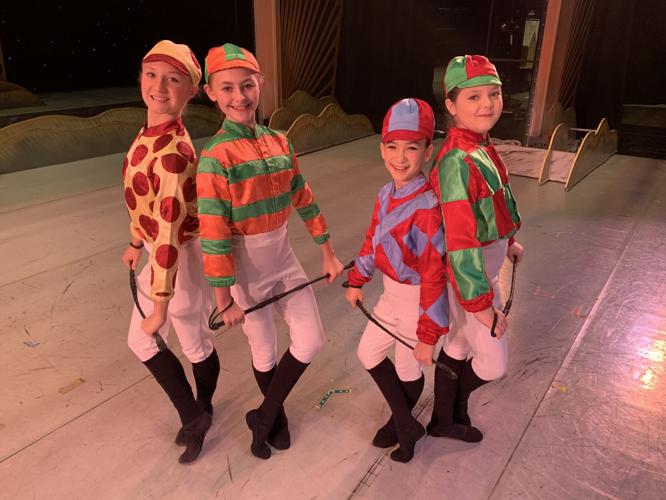 NUTCRACKER - LOUISVILLE BALLET BEHIND THE SCENES - 12-13-2022  (5).JPG