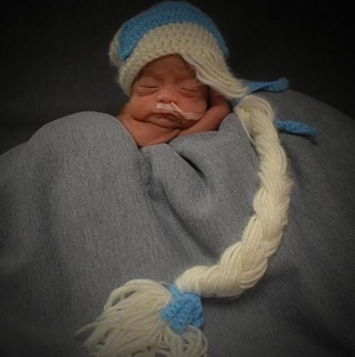 U of L NICU baby Halloween-13.jpg