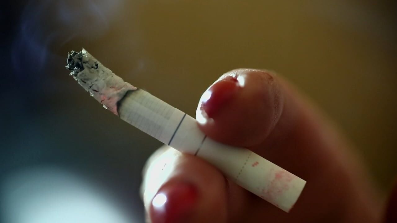 New Indiana cigarette tax sends smokers — and sales — across state lines |  Business