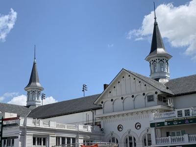 CHURCHILL DOWNS 2019 - TWIN SPIRES MORE (39).JPG