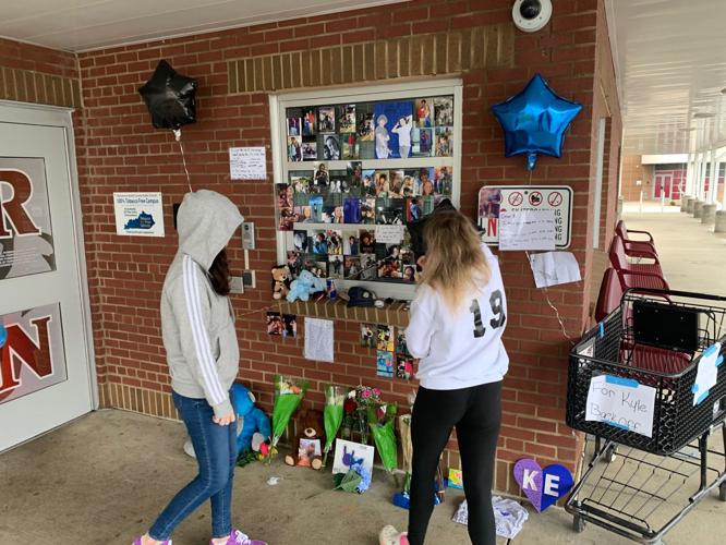 Bullitt teens killed in crash