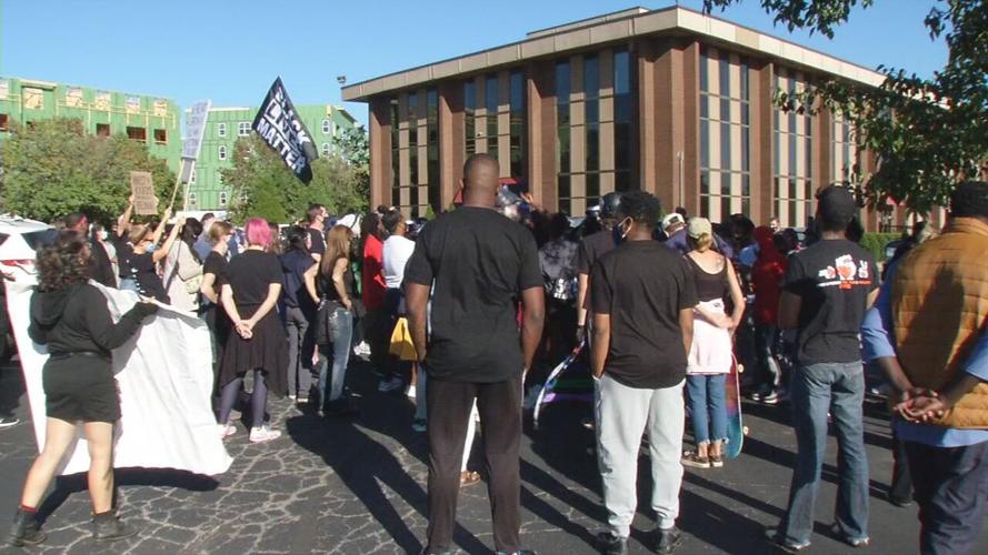 Crowd gathers for rally outside AG Daniel Cameron's office in Louisville 9/18/20