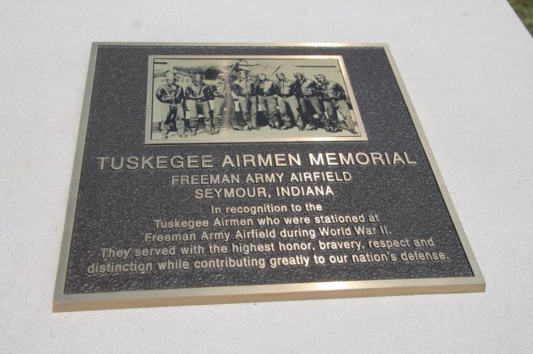 Tuskeegee Armed Heroes Memorial 1.JPG