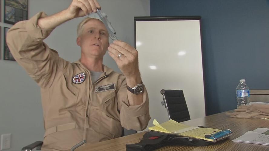Lee Leet (pilot)