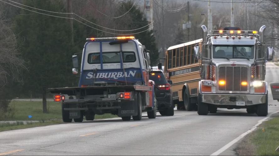 Mud Ln JCPS crash.jpeg