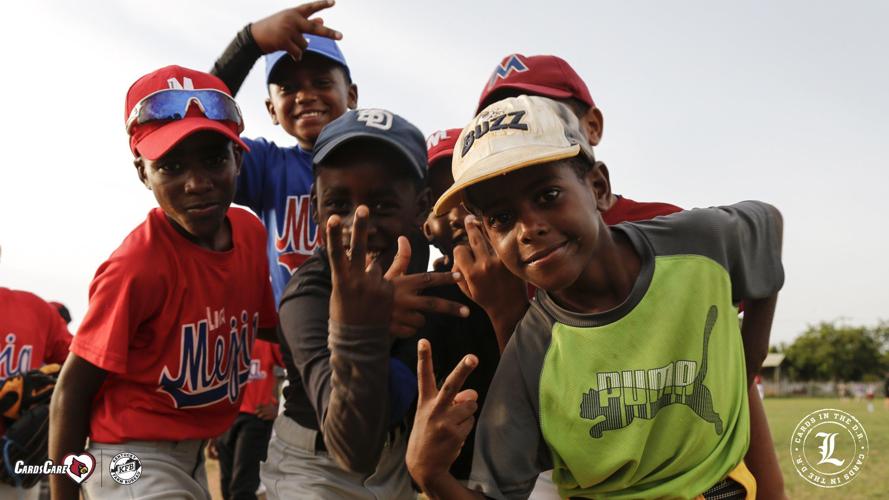 Kids in DR at U of L baseball camp
