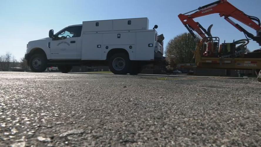 Crews in Corydon, Indiana work to find leak after water main break Tuesday. (WDRB photo)