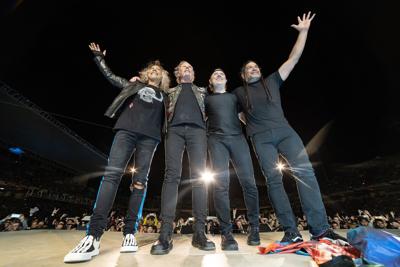 Metallica Facebook Photo