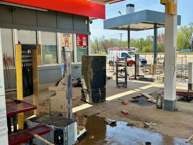 RIVER ROAD FLOOD CLEANUP - SHELL STATION 4-14-2025 3.jpg