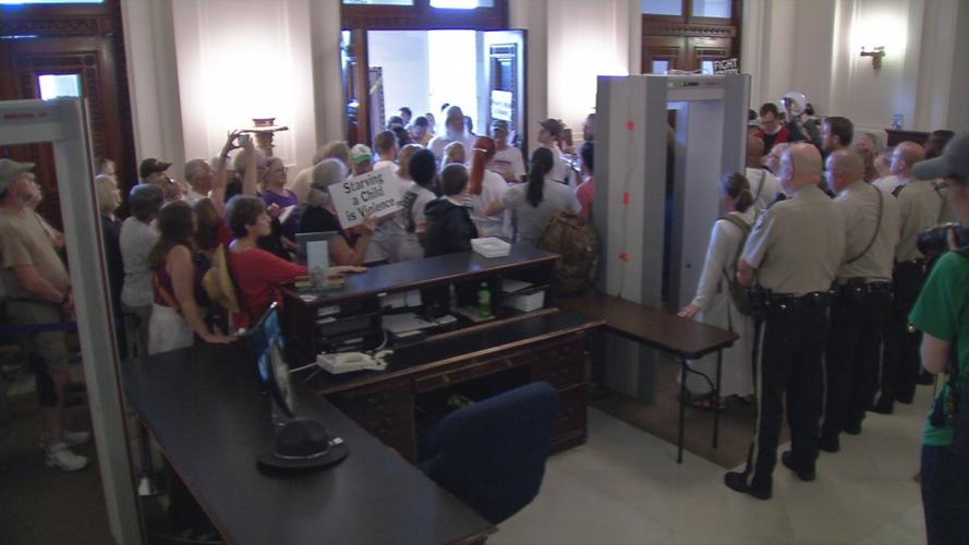 Beshear rules protesters have a right to enter Capitol